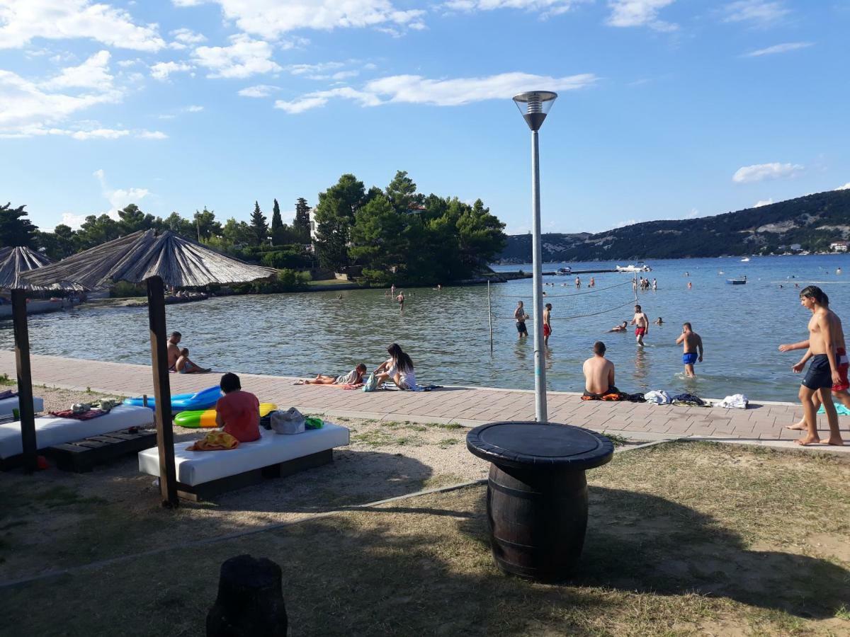 Apartmani Premijer-Rab Супетарска-Драга Экстерьер фото